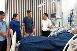Hội LHPN An Giang hỗ trợ, động vi&ecirc;n nạn nh&acirc;n trong vụ lật ca n&ocirc; ở Ph&uacute; Quốc