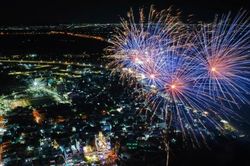 Gia Lai: Vũ điệu biển xanh thu hút hàng nghìn du khách đến Eo Gió