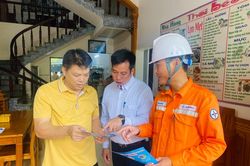Lan tỏa tinh thần tiết kiệm năng lượng từ nh&agrave; m&aacute;y đến từng m&aacute;i nh&agrave;