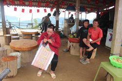 Người Mông tạo sinh kế mới từ du lịch