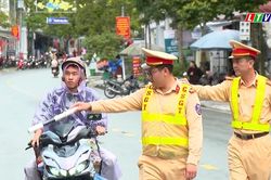 Đảm bảo an toàn giao thông mùa mưa lũ