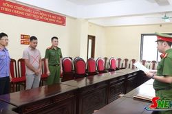 Khởi tố đối tượng sản xuất, kinh doanh hàng hóa giả mạo nhãn hiệu thời trang OWEN