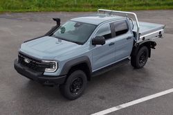 Cận cảnh nội ngoại thất mẫu bán tải mạnh mẽ Ford Ranger Super Duty 2026