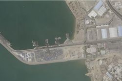 Iran tuyên bố đóng cửa eo biển Hormuz cho đến khi có thông báo mới