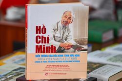 'Cẩm nang' nguyên tắc khi thẩm định nội dung về Bác Hồ