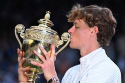Jannik Sinner bảo vệ thành công ngôi vương Wimbledon