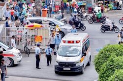 Chuyển nạn nhân trong vụ lật ca-nô ở Đặc khu Phú Quốc về Bệnh viện Chợ Rẫy điều trị