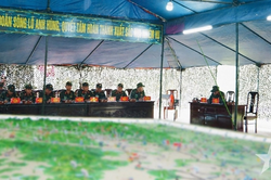 'Dấu vết' rèn luyện bản lĩnh chỉ huy qua diễn tập đối kháng