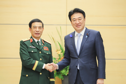 Đại tướng Phan Văn Giang hội kiến Chánh Văn phòng Nội các Nhật Bản