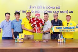 HLV Văn Sỹ Sơn tiếp tục dẫn dắt SLNA