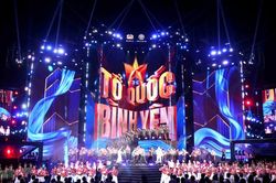 Gala nghệ thuật đặc biệt 'Tổ quốc bình yên'