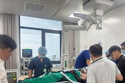 Vụ lật ca nô chở khách du lịch ở Phú Quốc: Nỗ lực giành giật sự sống cho nạn nhân bị thương cuối cùng