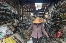 Ch&aacute;y nh&agrave; ở phường B&igrave;nh Thạnh, 7 người bị thương