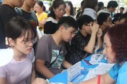 Sắp hết hạn đăng ký đại học, chuyên gia chỉ cách xếp nguyện vọng an toàn