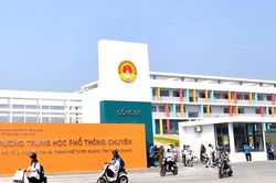 Khởi tố th&ecirc;m 15 bị can trong vụ điểm To&aacute;n cao bất thường tại Tuy&ecirc;n Quang