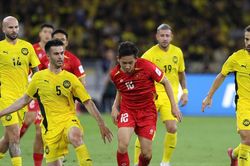 Tuyển Việt Nam gặp Gangwon FC: HLV Kim Sang Sik cần gì?