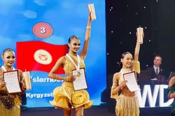 Dancesport trẻ Việt Nam thắng lớn ở giải châu Á