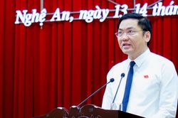 Xem x&eacute;t, quyết định nhiều cơ chế, ch&iacute;nh s&aacute;ch c&oacute; &yacute; nghĩa chiến lược l&acirc;u d&agrave;i, đ&aacute;p ứng y&ecirc;u cầu ph&aacute;t triển của tỉnh (*)