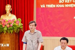 C&ocirc;ng t&aacute;c l&yacute; luận phải đồng h&agrave;nh, bắt nhịp c&ugrave;ng tiến tr&igrave;nh đổi mới của đất nước