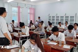 Chưa có kết luận vụ việc tại THPT Chuyên Tuyên Quang, thí sinh vẫn đăng ký xét tuyển theo kế hoạch