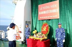 Tưởng niệm các Anh hùng liệt sĩ tàu không số C43B