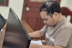 Khởi tố đối tượng b&aacute;n 3.578 đ&ocirc;i gi&agrave;y thể thao giả h&agrave;ng hiệu tr&ecirc;n mạng