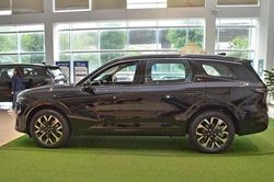 SUV Ford dài 5 mét, mạnh 252 mã lực, giá hơn 1 tỷ đồng