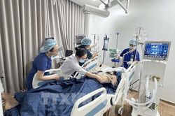 Chuyển nạn nhân cuối cùng trong vụ tai nạn ở Phú Quốc lên Bệnh viện Chợ Rẫy để điều trị
