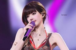 Ngỡ ngàng với sự thay đổi của Triệu Lộ Tư sau biến cố sức khỏe