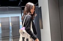 Lee Hyori khoe khoảnh khắc giản dị ở tuổi 47, nhan sắc đời thường vẫn gây chú ý