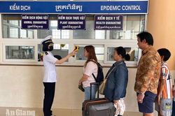 Xây dựng 'lá chắn y tế' vùng biên
