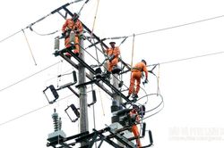 Sẵn sàng lưới điện mùa mưa
