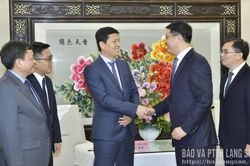 Đẩy mạnh hợp tác văn hóa, du lịch và giao lưu Nhân dân
