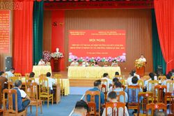 Tổ đại biểu số 9 HĐND tỉnh tiếp xúc cử tri 4 xã, phường