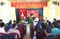 Đưa ph&aacute;p luật đến gần d&acirc;n