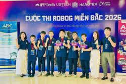 Tư duy công nghệ từ những lớp học mùa hè