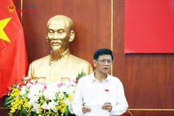 Hội đồng D&acirc;n tộc l&agrave;m việc với UBND tỉnh C&agrave; Mau