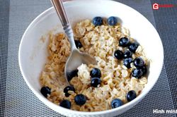 Cách ăn yến mạch giúp tăng hiệu quả giảm cân và giảm cholesterol xấu