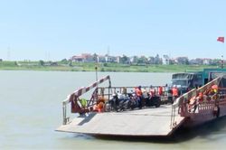 Khẩn trương kiểm tra c&aacute;c tuyến vận tải du lịch đường thủy trọng điểm