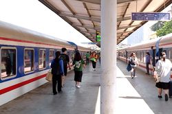 Gần 3,9 triệu lượt kh&aacute;ch đi t&agrave;u trong 6 th&aacute;ng đầu năm
