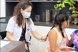 5 trẻ học bơi cùng nhau, 4 em mắc Adenovirus phải nhập viện điều trị