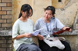 Đỗ lớp 10 chưa hết lo, phụ huynh đau đầu chọn tổ hợp môn học cho con