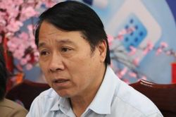 D&ugrave;ng m&aacute;y t&aacute;n sỏi sai quy định, Cựu GĐ BV Đa khoa v&ugrave;ng T&acirc;y Nguy&ecirc;n lĩnh &aacute;n treo