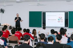 Đào tạo nhân lực công nghệ cao: Giáo dục đại học có theo kịp doanh nghiệp?