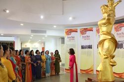 Phụ nữ phường Cửa Nam lan tỏa đạo lý 'Uống nước nhớ nguồn'