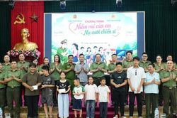 Xã Thanh Oai tiếp sức cho học sinh có hoàn cảnh khó khăn vươn lên