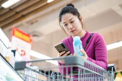 Tuổi 40 mới hiểu: Thứ khiến tôi lãng phí nhiều tiền nhất không phải là đồ đắt