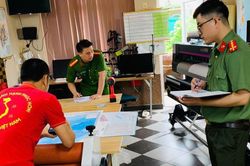 Phát hiện cơ sở in bản đồ hành chính Việt Nam và bản đồ 34 tỉnh thành không phép