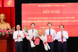 C&ocirc;ng bố quyết định của Thủ tướng điều động, bổ nhiệm hai Thứ trưởng Bộ Gi&aacute;o dục v&agrave; Đ&agrave;o tạo