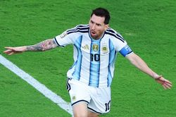 Argentina phá tiền lệ 20 năm ở World Cup